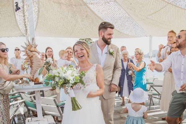 Hochzeitsauszug in Wolke 7 - Fotógrafa Anieska