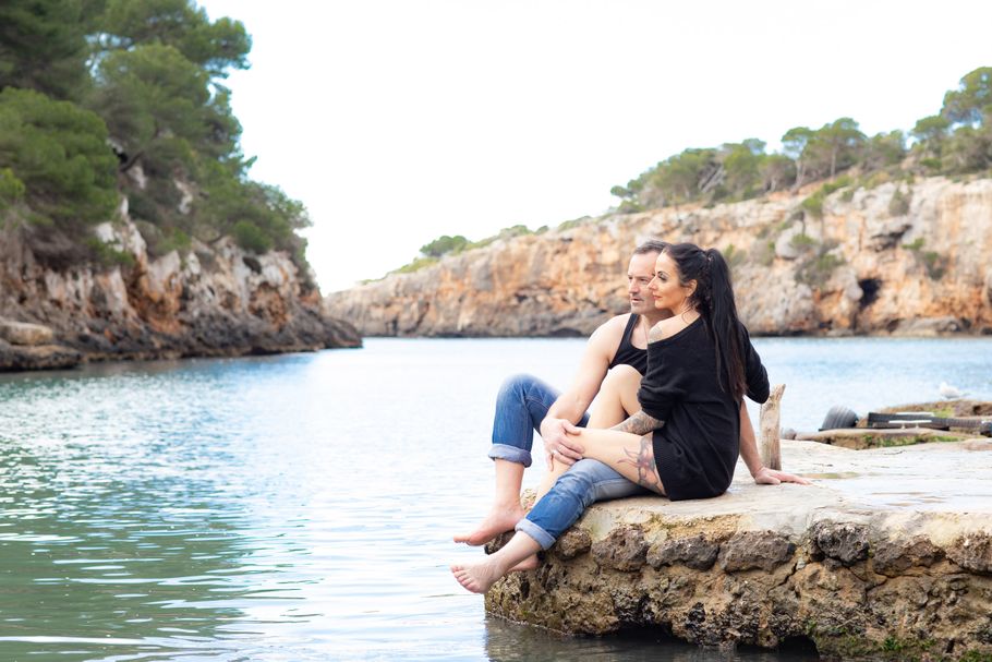 Paarshooting in Cala Pi auf Mallorca - Fotógrafa Anieska