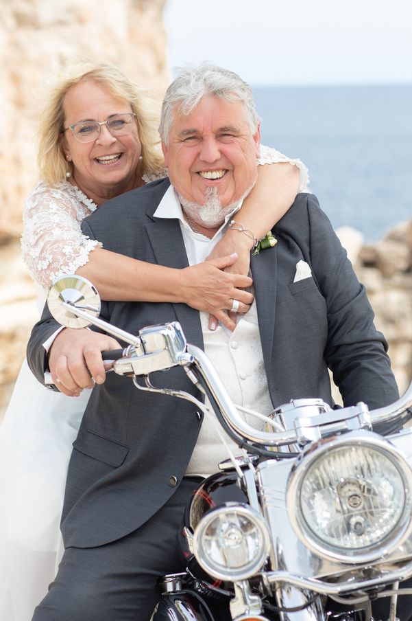 After Wedding auf dem Harley Davidson - Fotógrafa Anieska