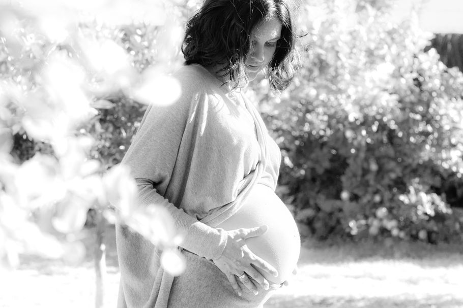 Babybauch Shooting auf Mallorca - Fotógrafa Anieska