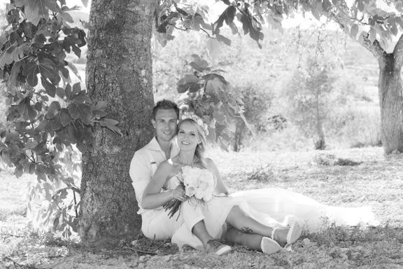 Hochzeits Portraits unter die Mandeln Baume auf Mallorca - Fotógrafa Anieska