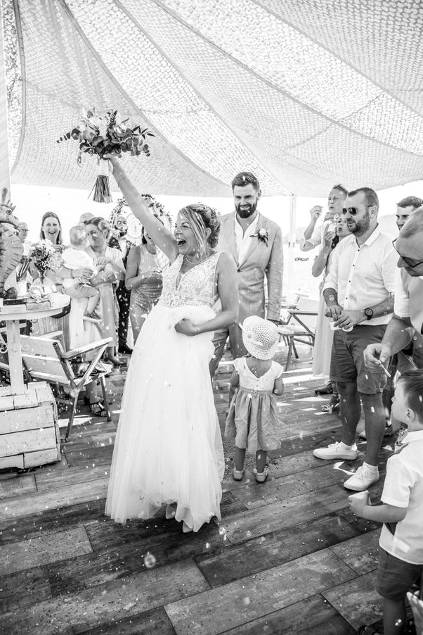 Hochzeitsauszug in Wolke 7 - Fotógrafa Anieska