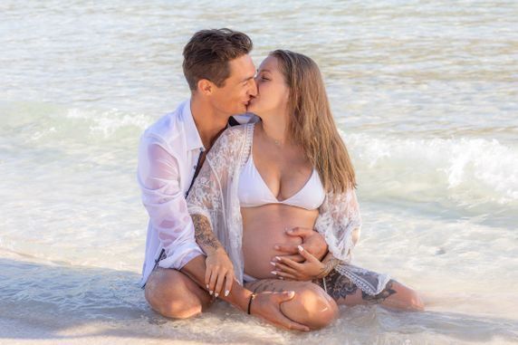 Babybauch Fotoshooting auf Mallorca - Fotógrafa Anieska